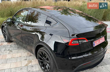 Позашляховик / Кросовер Tesla Model Y 2023 в 