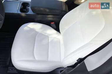 Внедорожник / Кроссовер Tesla Model Y 2023 в 