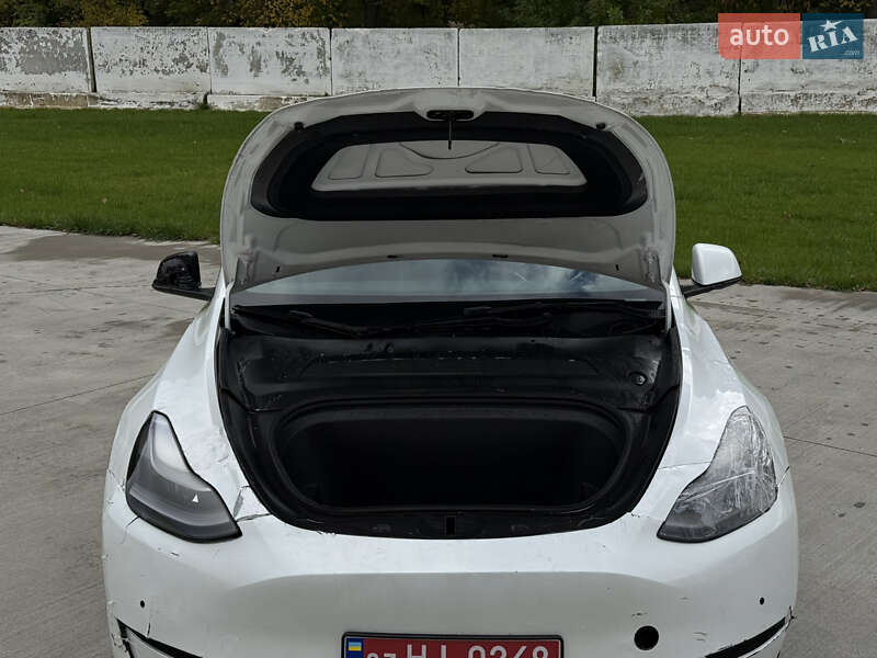 Позашляховик / Кросовер Tesla Model Y 2022 в Луцьку