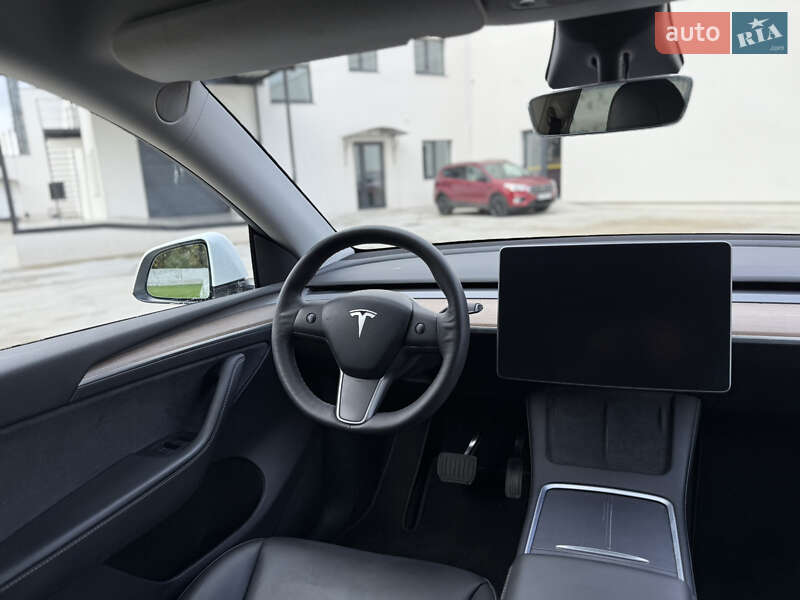 Позашляховик / Кросовер Tesla Model Y 2022 в Луцьку