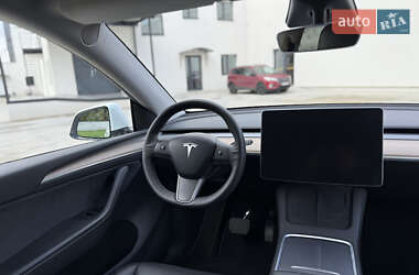 Позашляховик / Кросовер Tesla Model Y 2022 в 