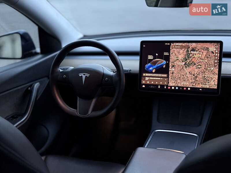 Позашляховик / Кросовер Tesla Model Y 2021 в Харкові
