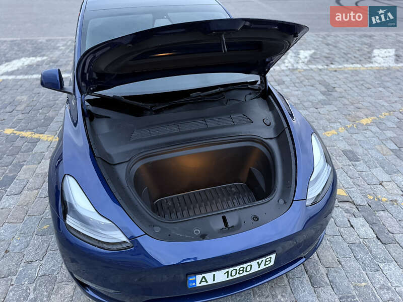 Позашляховик / Кросовер Tesla Model Y 2021 в Харкові