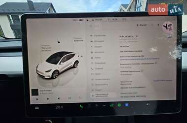 Позашляховик / Кросовер Tesla Model Y 2023 в 