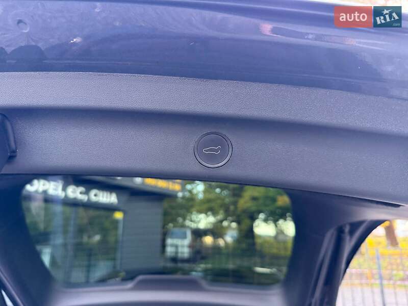 Позашляховик / Кросовер Tesla Model Y 2023 в Хмельницькому
