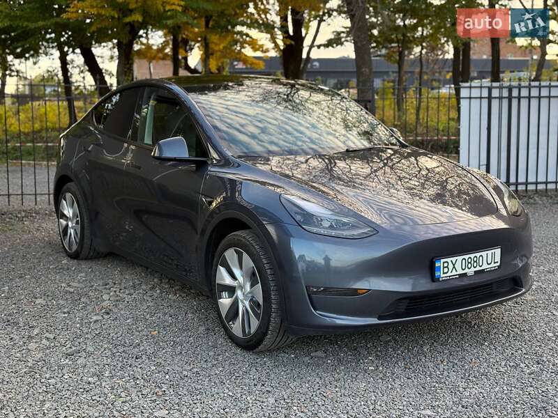 Позашляховик / Кросовер Tesla Model Y 2023 в Хмельницькому