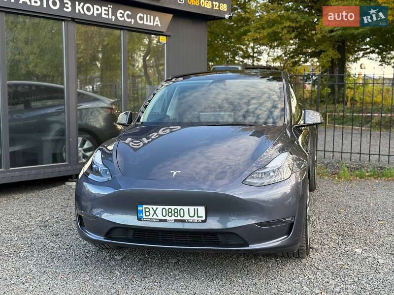 Позашляховик / Кросовер Tesla Model Y 2023 в Хмельницькому