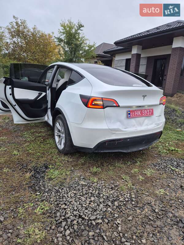 Внедорожник / Кроссовер Tesla Model Y 2020 в Луцке