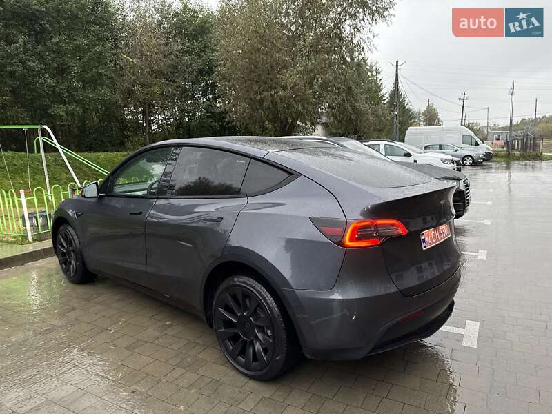 Внедорожник / Кроссовер Tesla Model Y 2022 в Львове