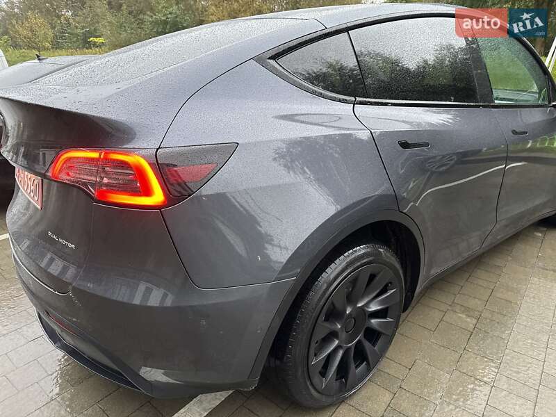 Внедорожник / Кроссовер Tesla Model Y 2022 в Львове