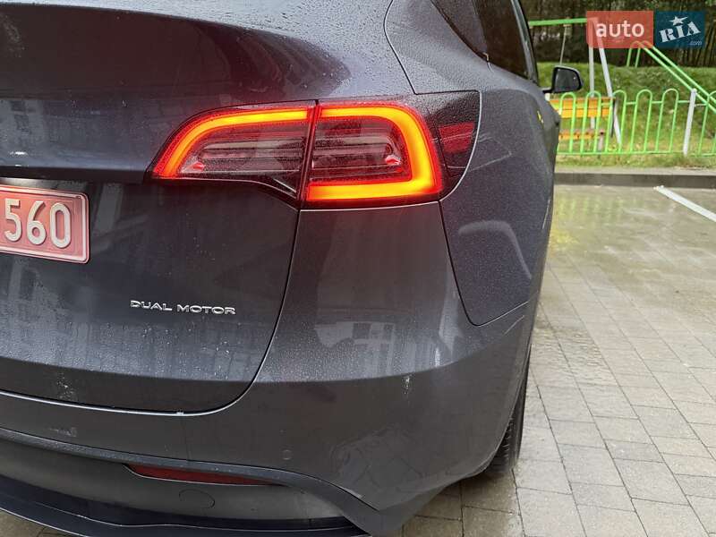 Внедорожник / Кроссовер Tesla Model Y 2022 в Львове