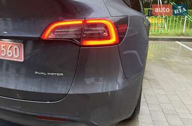 Позашляховик / Кросовер Tesla Model Y 2022 в 