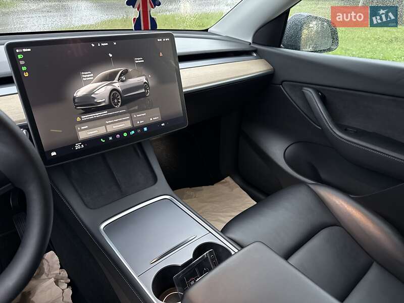 Внедорожник / Кроссовер Tesla Model Y 2022 в Львове
