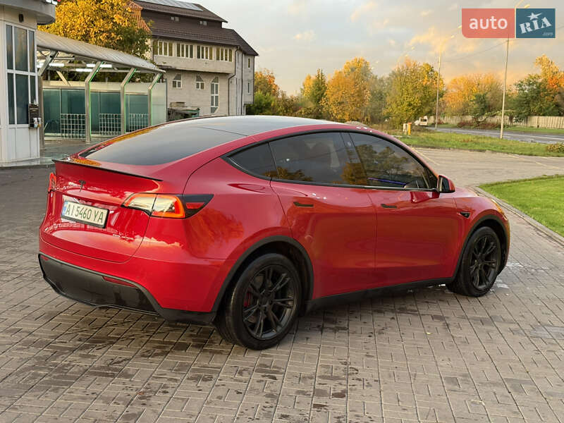 Позашляховик / Кросовер Tesla Model Y 2021 в Києві