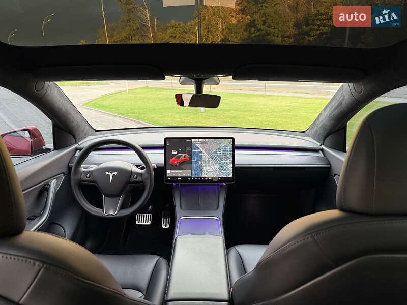 Позашляховик / Кросовер Tesla Model Y 2021 в Києві