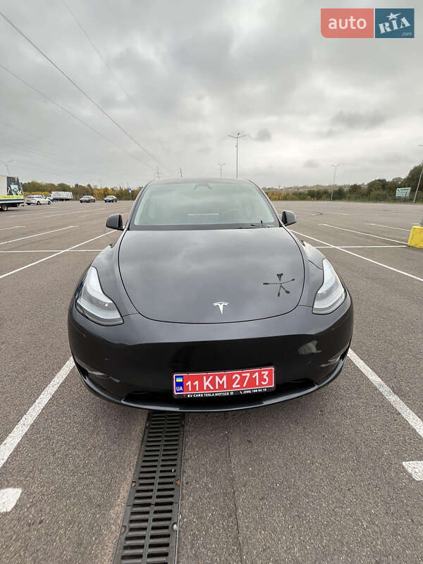 Позашляховик / Кросовер Tesla Model Y 2024 в Рівному