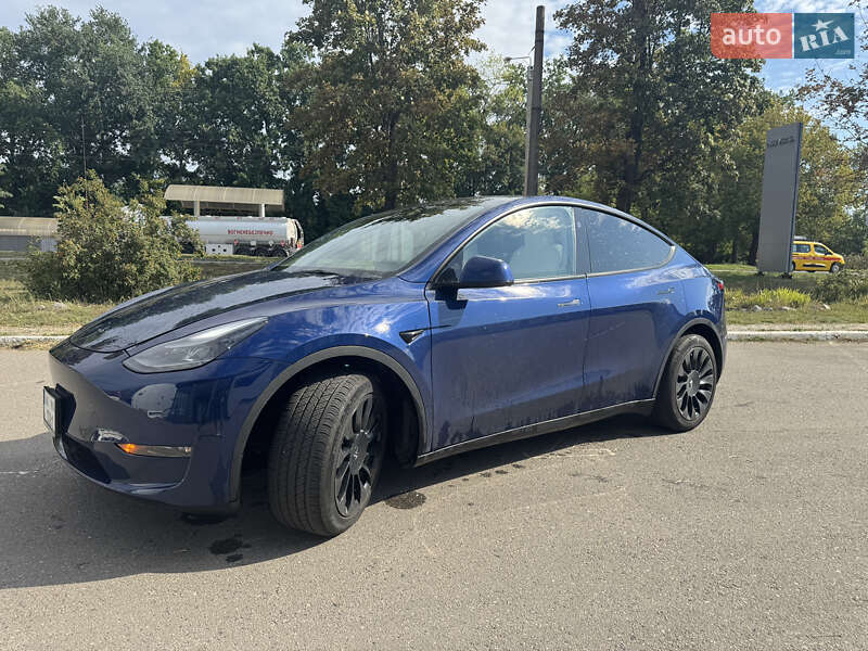 Внедорожник / Кроссовер Tesla Model Y 2023 в Харькове