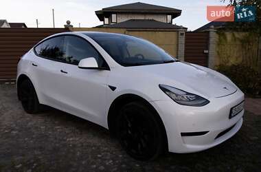 Внедорожник / Кроссовер Tesla Model Y 2021 в 