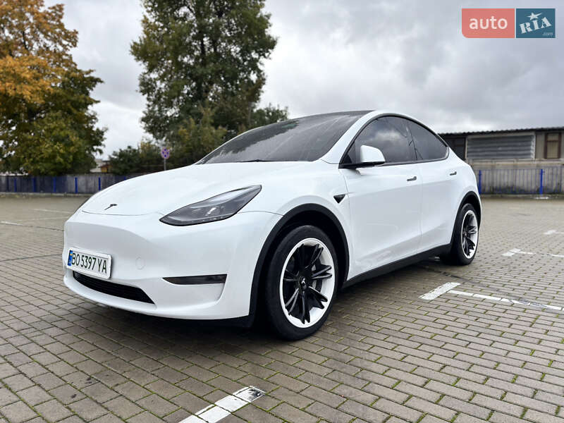 Внедорожник / Кроссовер Tesla Model Y 2023 в Тернополе фото 2 Внедорожник / Кроссовер Tesla Model Y 2023 в Тернополе