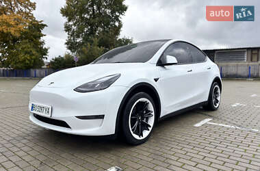 Внедорожник / Кроссовер Tesla Model Y 2023 в 