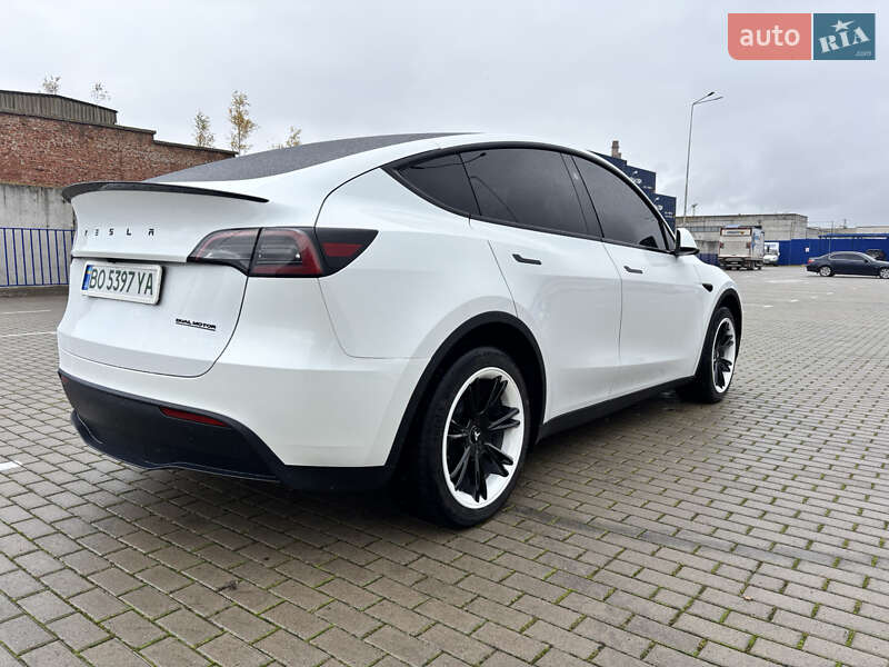 Внедорожник / Кроссовер Tesla Model Y 2023 в Тернополе фото 21 Внедорожник / Кроссовер Tesla Model Y 2023 в Тернополе