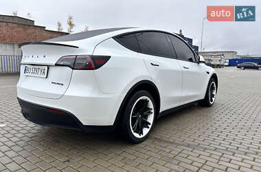 Внедорожник / Кроссовер Tesla Model Y 2023 в 