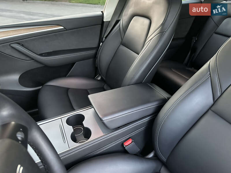 Внедорожник / Кроссовер Tesla Model Y 2023 в Тернополе фото 41 Внедорожник / Кроссовер Tesla Model Y 2023 в Тернополе