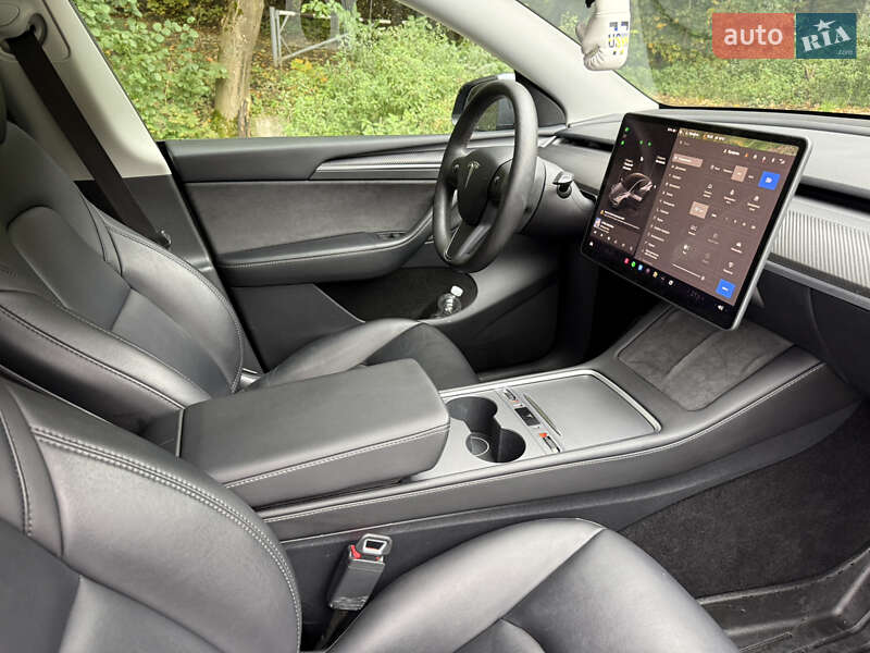 Внедорожник / Кроссовер Tesla Model Y 2023 в Тернополе фото 12 Внедорожник / Кроссовер Tesla Model Y 2023 в Тернополе