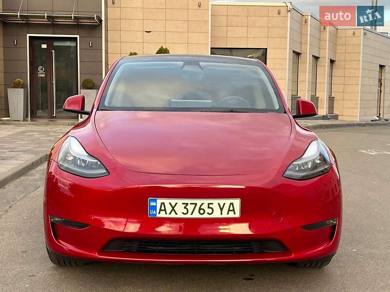 Внедорожник / Кроссовер Tesla Model Y 2023 в Киеве