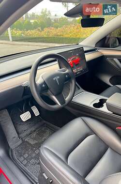 Внедорожник / Кроссовер Tesla Model Y 2023 в 