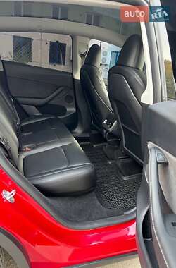 Внедорожник / Кроссовер Tesla Model Y 2023 в 