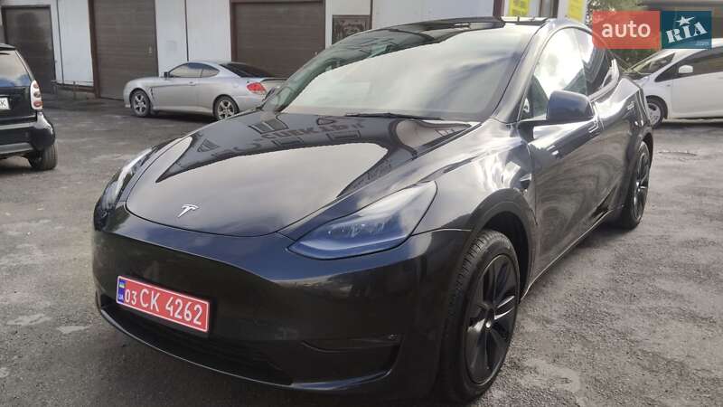 Позашляховик / Кросовер Tesla Model Y 2024 в Тернополі фото Позашляховик / Кросовер Tesla Model Y 2024 в Тернополі