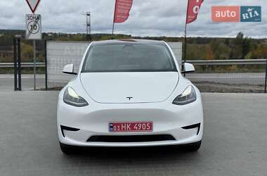 Позашляховик / Кросовер Tesla Model Y 2024 в 