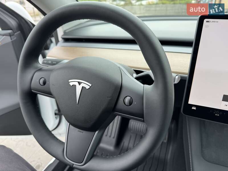 Позашляховик / Кросовер Tesla Model Y 2024 в Ірпені