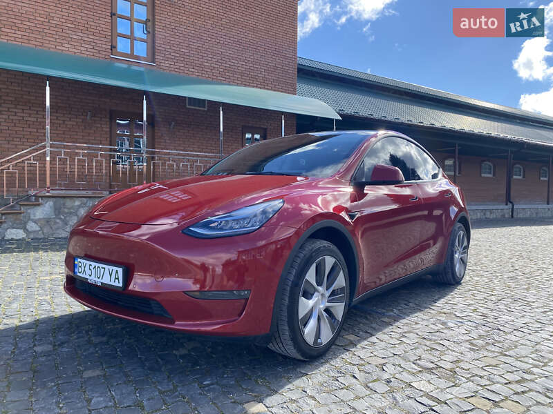 Tesla Model Y 2022