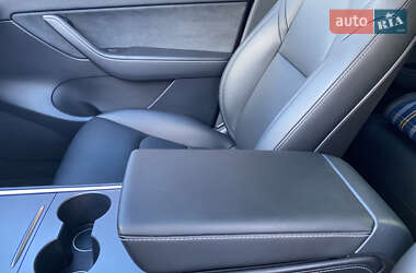 Внедорожник / Кроссовер Tesla Model Y 2022 в 