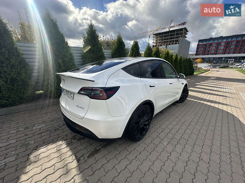 Внедорожник / Кроссовер Tesla Model Y 2022 в Львове