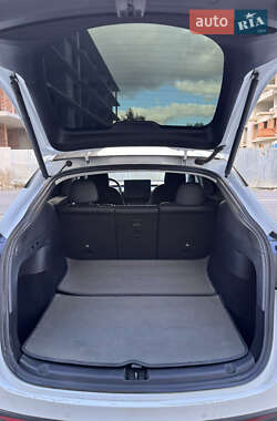 Внедорожник / Кроссовер Tesla Model Y 2021 в 