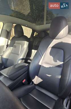 Внедорожник / Кроссовер Tesla Model Y 2022 в 