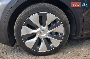 Внедорожник / Кроссовер Tesla Model Y 2022 в 