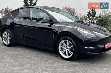 Внедорожник / Кроссовер Tesla Model Y 2023 в 