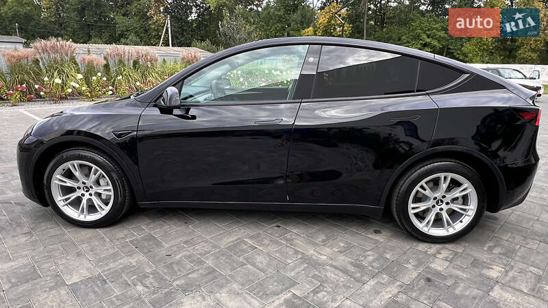 Внедорожник / Кроссовер Tesla Model Y 2023 в Луцке