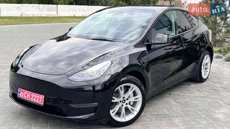 Внедорожник / Кроссовер Tesla Model Y 2023 в Луцке