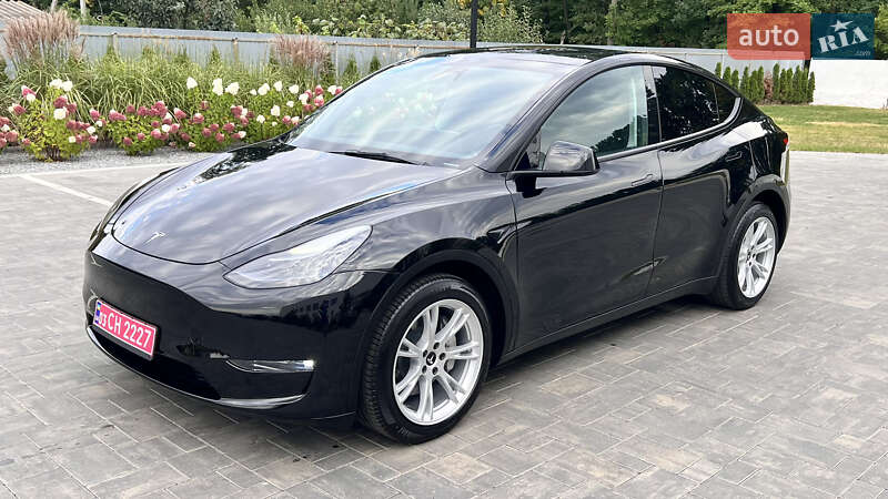 Внедорожник / Кроссовер Tesla Model Y 2023 в Луцке
