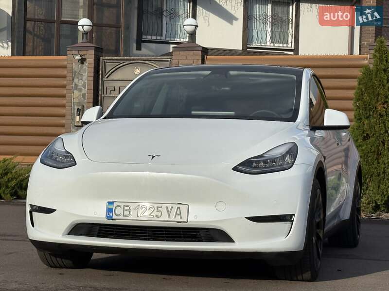 Tesla Model Y 2021