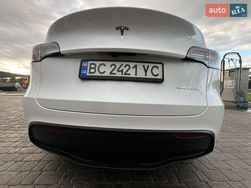 Позашляховик / Кросовер Tesla Model Y 2023 в Львові