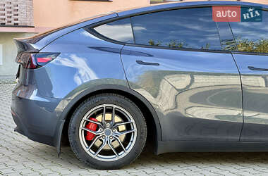 Внедорожник / Кроссовер Tesla Model Y 2020 в 