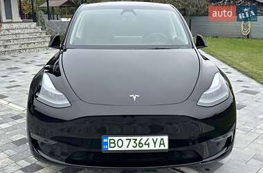 Внедорожник / Кроссовер Tesla Model Y 2024 в 