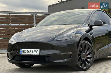 Позашляховик / Кросовер Tesla Model Y 2023 в 