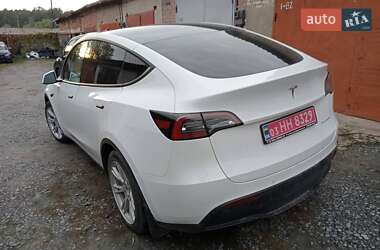 Внедорожник / Кроссовер Tesla Model Y 2022 в 